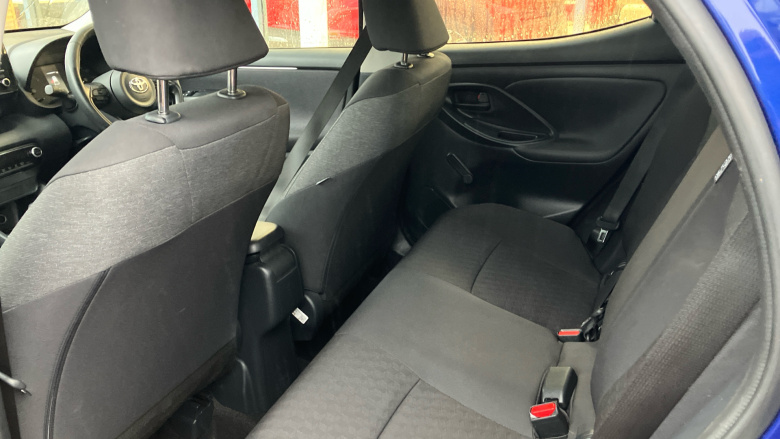 Toyota Yaris 1.5 Hybrid Icon 5dr CVT Hybrid Hatchback